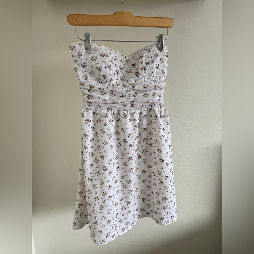 Bardot Floral Sweetheart Strapless Dress White (Size 10)